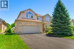 822 BIRCHMOUNT Drive  Waterloo, ON N2V 2R3