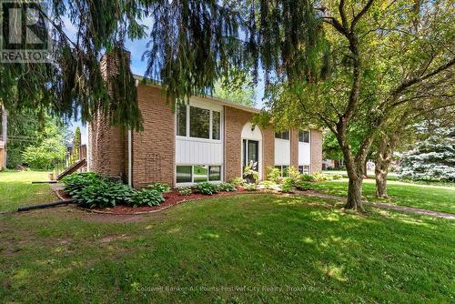 398 TOWNSEND STREET  Central Huron (Clinton), ON N0M 1L0