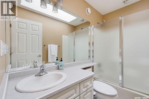 106 Mendel Crescent, Saskatoon, SK 
