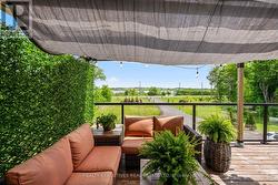 Natural outdoor living - 
