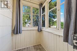 Rear SunPorch - 