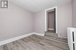 Bedroom 1 - 