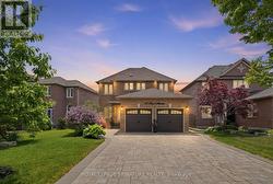 45 OBAN AVENUE  Vaughan, ON L6A 2E2