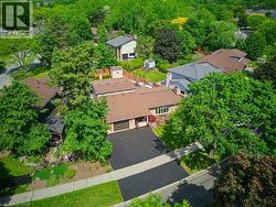 2063 CAVENDISH Drive  Burlington, ON L7P 1Y9