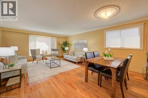 16 Sugar Maple Place, Kitchener, ON 