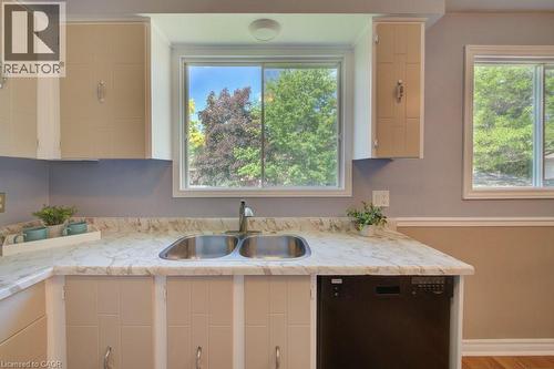 16 Sugar Maple Place, Kitchener, ON 