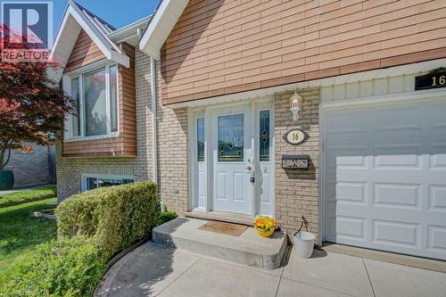 16 Sugar Maple Place, Kitchener, ON 