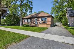 818 RISHOR CRESCENT  Peterborough (Northcrest Ward 5), ON K9H 5C7