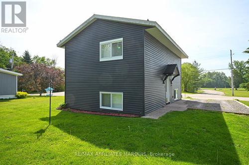neat and tidy - 205 - 26 Salmon Side Road, Rideau Lakes, ON 