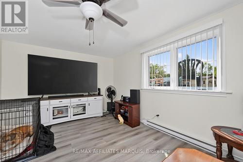 Living room. - 205 - 26 Salmon Side Road, Rideau Lakes, ON 