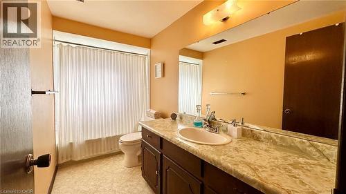 basement 4-piece bathroom - 63 Lee Avenue, Simcoe, ON 