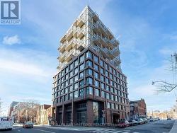 202 - 2 AUGUSTA AVENUE  Toronto, ON M5V 0T3