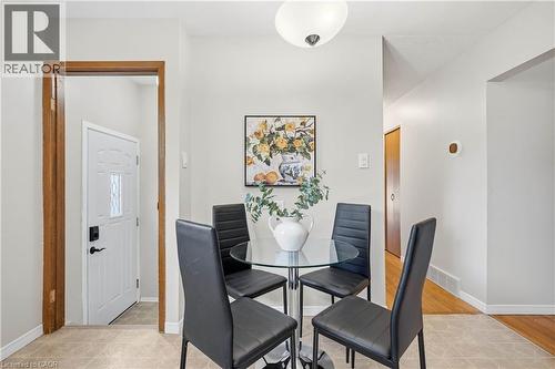 613 Dogwood Lane, Waterloo, ON 