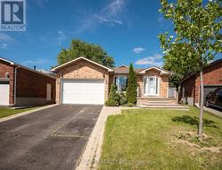 14 SOUCH COURT Clarington, ON L1C 4G3