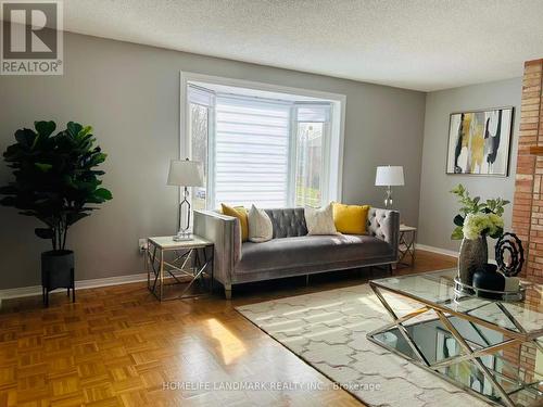 5235 Astwell Avenue, Mississauga, ON 