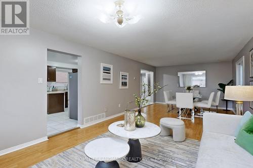 5235 Astwell Avenue, Mississauga, ON 