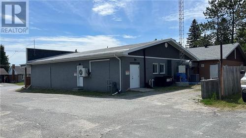 15 Rutland, Warren, ON 