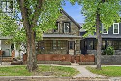 615 G AVENUE S  Saskatoon, SK S7M 1V8