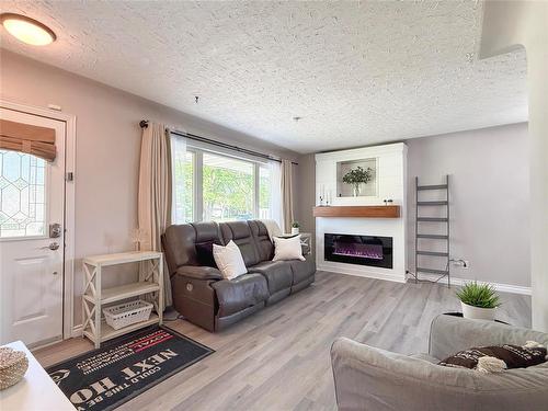 130 Madison Crescent, Brandon, MB 