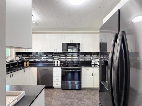 130 Madison Crescent, Brandon, MB 