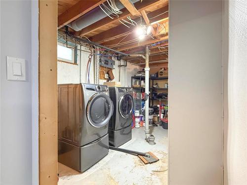 130 Madison Crescent, Brandon, MB 
