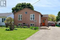 71 BARNES AVENUE  Brantford, ON N3R 4Y9