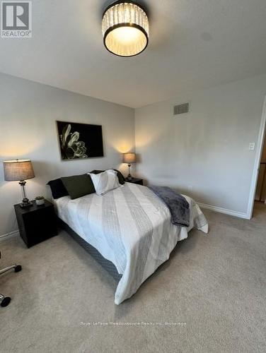 178 West Oak Trail, Kitchener, ON 