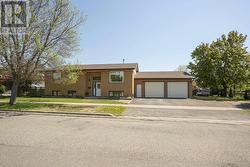 400 Randall CT  Thunder Bay, ON P7G 1A1