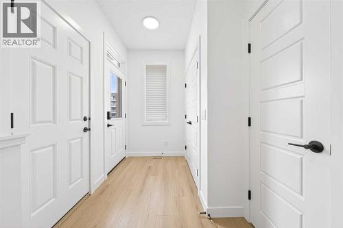 264 Edith Place Nw, Calgary, AB 