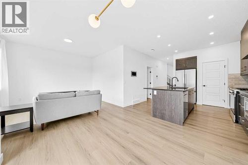 264 Edith Place Nw, Calgary, AB 