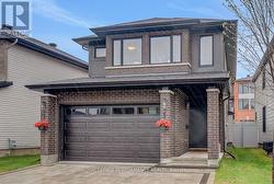 125 DUN SKIPPER DRIVE Ottawa, ON K1X 0G2
