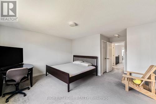221 Billrian Crescent, Ottawa, ON 