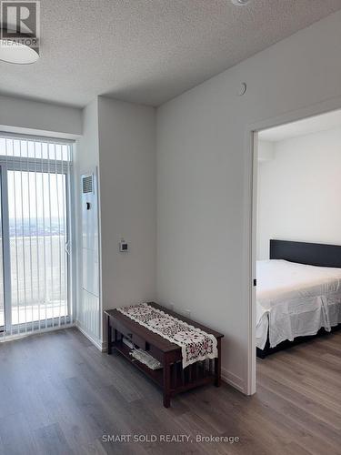 5611 - 8 Interchange Way, Vaughan, ON 