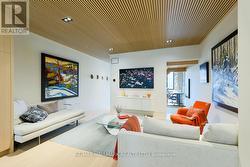 728 RICHMOND STREET W Toronto, ON M6J 1C5