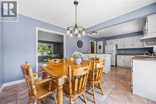 315 Willow Crescent, St Clair, ON 