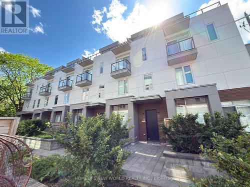 2 - 25 Dervock Crescent, Toronto, ON 