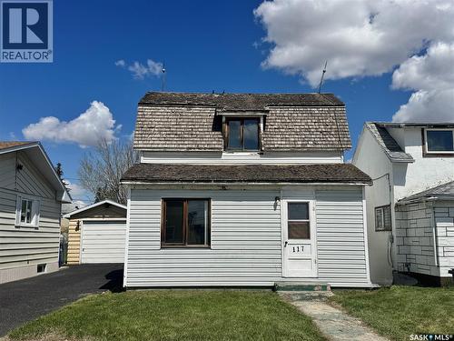 117 2Nd Avenue E, Biggar, SK 