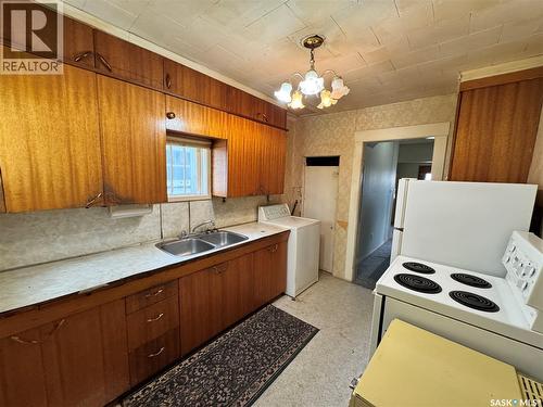 117 2Nd Avenue E, Biggar, SK 