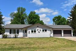 845 Fort Gary Road  St Andrews, MB R1A 3X8