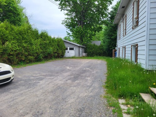 Parking - 112 Rue Guay, Trois-Rivières, QC 