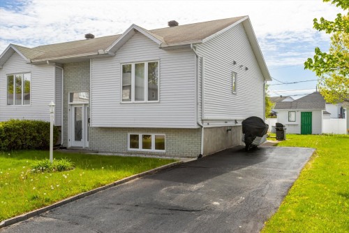 3833 Av. Cyprien-Ducharme  Shawinigan, QC G9P 5E8