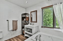 Master Bathroom - 