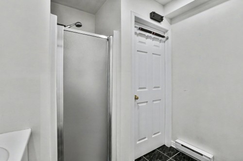 Salle de bains - 196Z Av. Hochar, Saint-Sauveur, QC 