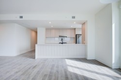 705-1900 Rue Yvette-Brillon  Montréal (Ahuntsic-Cartierville), QC H4N 0E7