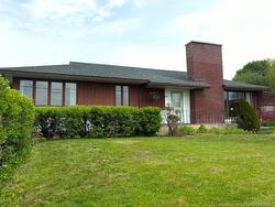 45 Parkside ST  Atholville, NB E3N 4A3