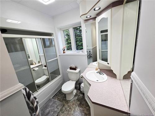 5870 Route 17, Saint-Quentin, NB 