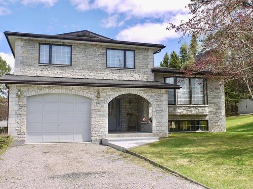 259 MEMORIAL Avenue  Dryden, ON P8N 2M9