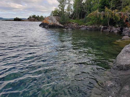 0 Moonshine Island & Eva Island, Neebing, ON 