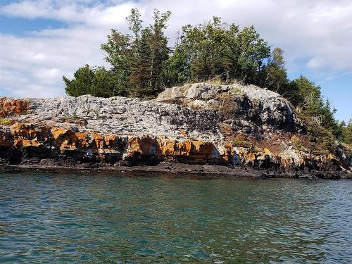 0 Moonshine Island & Eva Island, Neebing, ON 