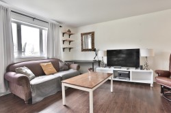 Salon - 
